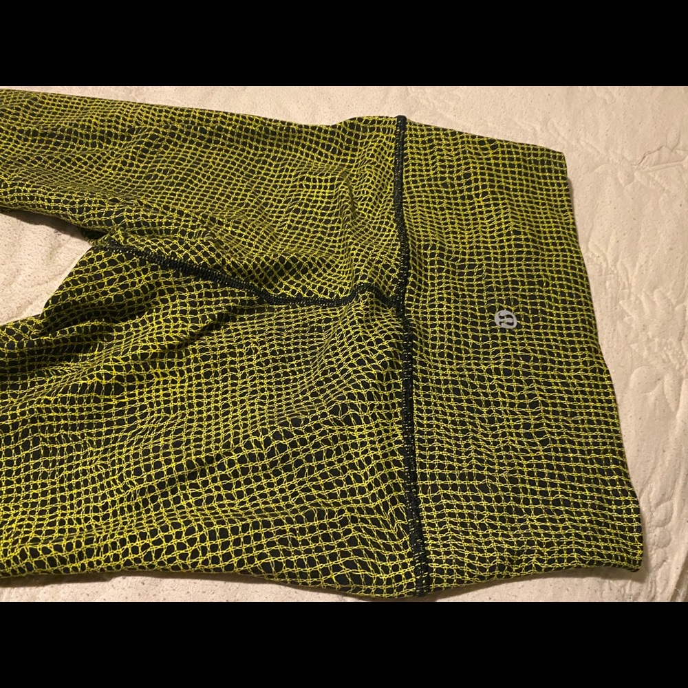 Size 4 lululemon 7/8